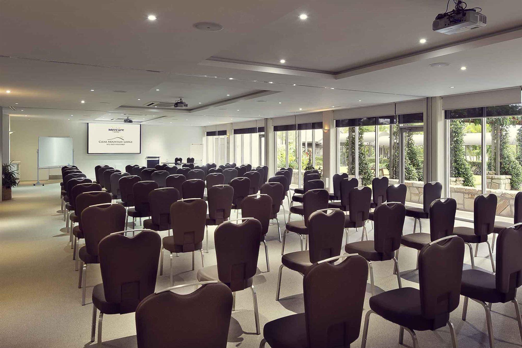 מאונט סמסון Mercure Clear Mountain Lodge מראה חיצוני תמונה