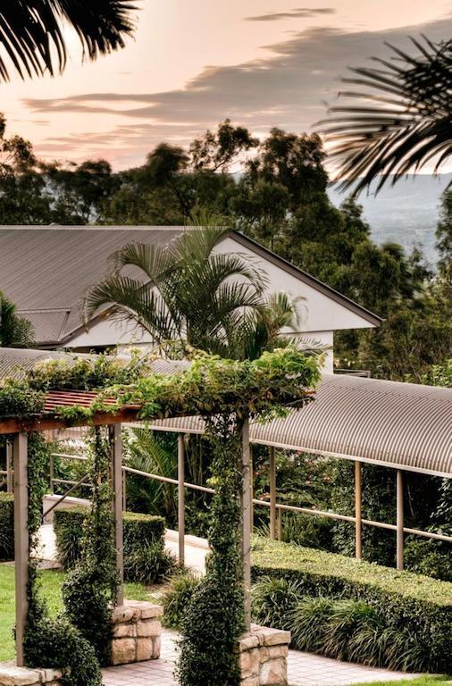 מאונט סמסון Mercure Clear Mountain Lodge מראה חיצוני תמונה